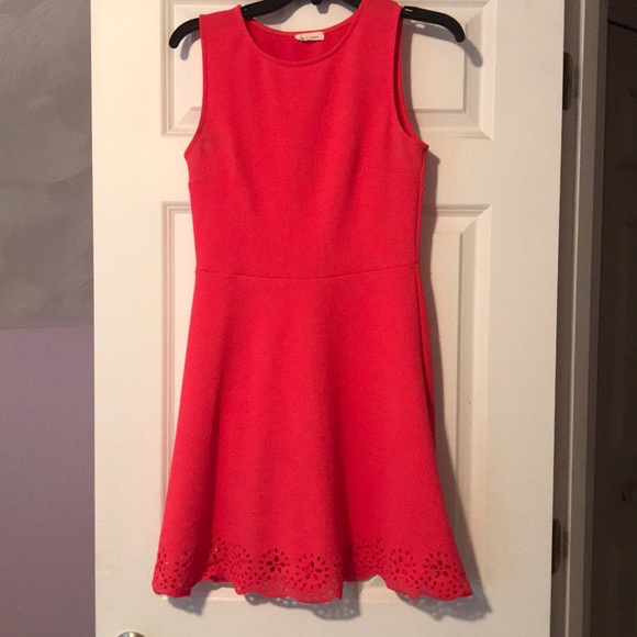 Coral dress - Picture 1 of 4